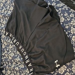Women's UA shorts
